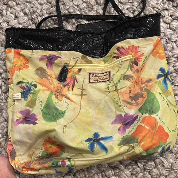 Carlos Falchi Tote Bag - Picture 4 of 5